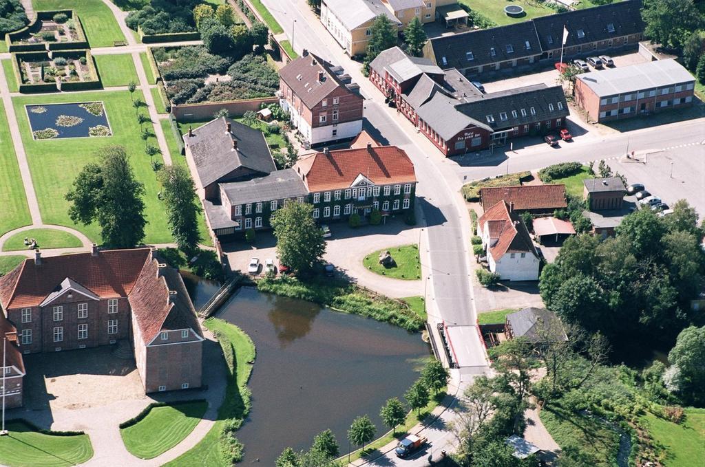 Den Gamle Kro Gram Exterior foto